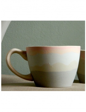 Pastel pastel teapot and tea cups set