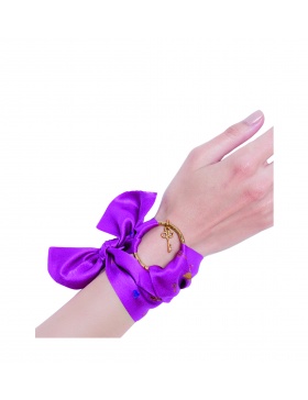 Silk bracelet