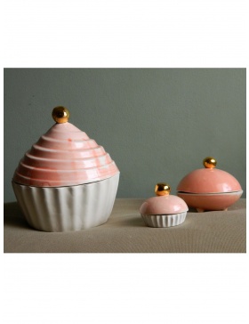 Pink Cupcakes Teapot and tea cups set